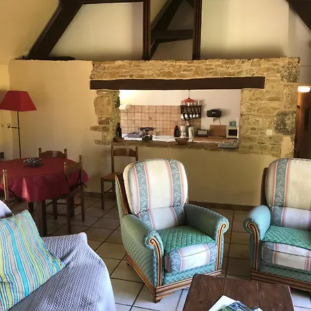 Gite Pres De Sarlat Au Calme