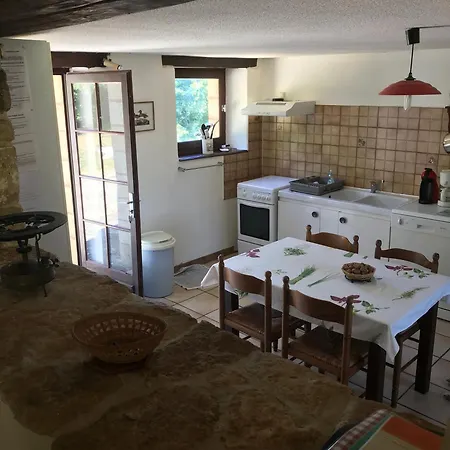 Gite Pres De Sarlat Au Calme *